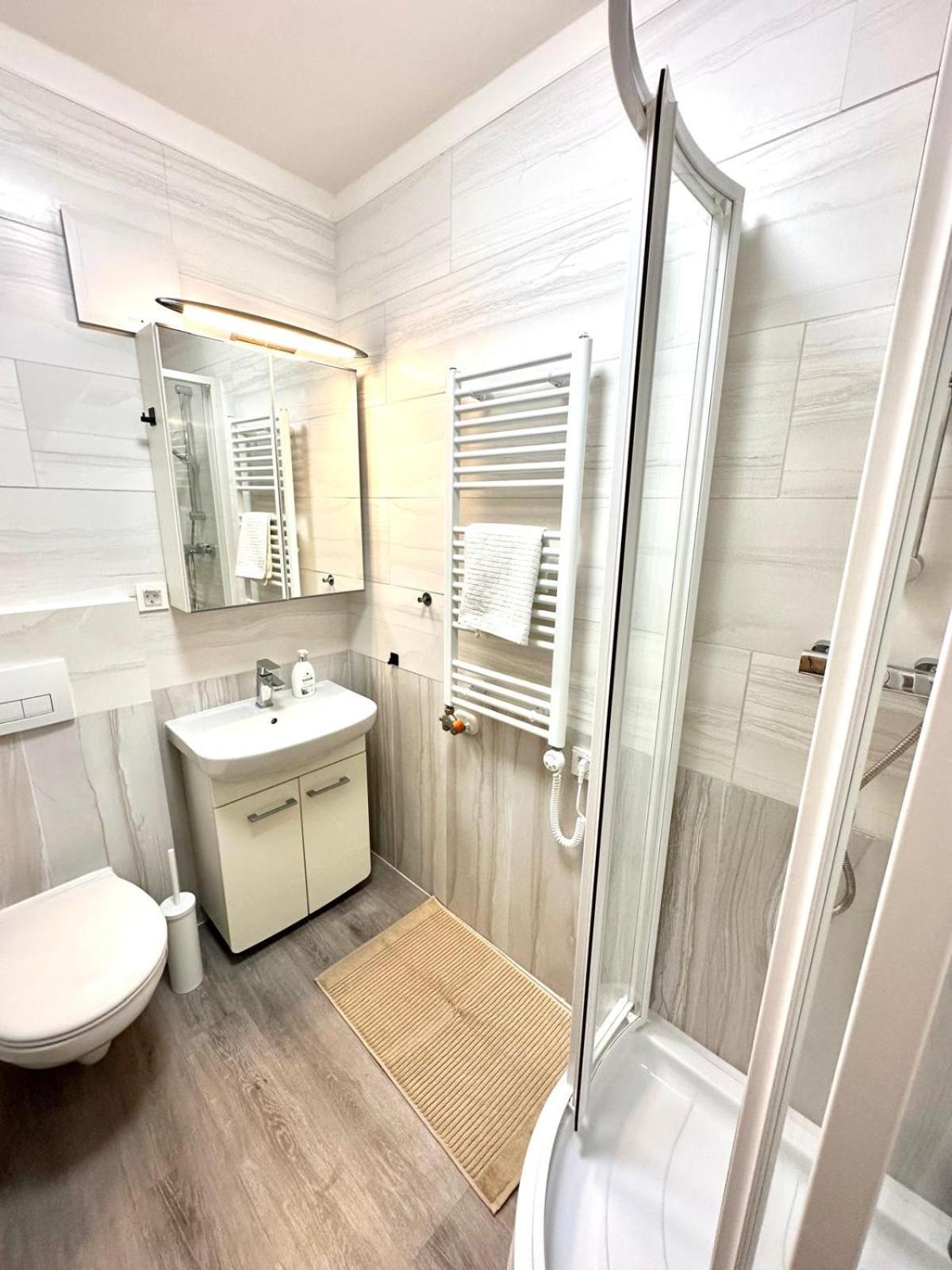 Palace Quarter 2 Peaceful Modern Central Top Floor Apartment Budapeşte Dış mekan fotoğraf